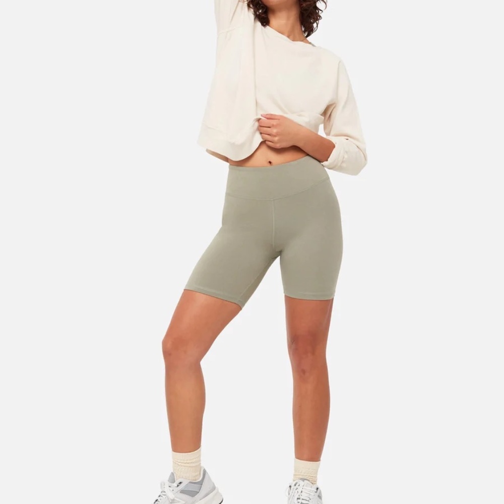 MATE THE LABEL Organic Stretch Biker Short SIZE SMALL Sage